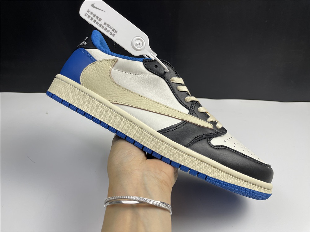 Air Jordan 1 Travis Scott DM7866-140